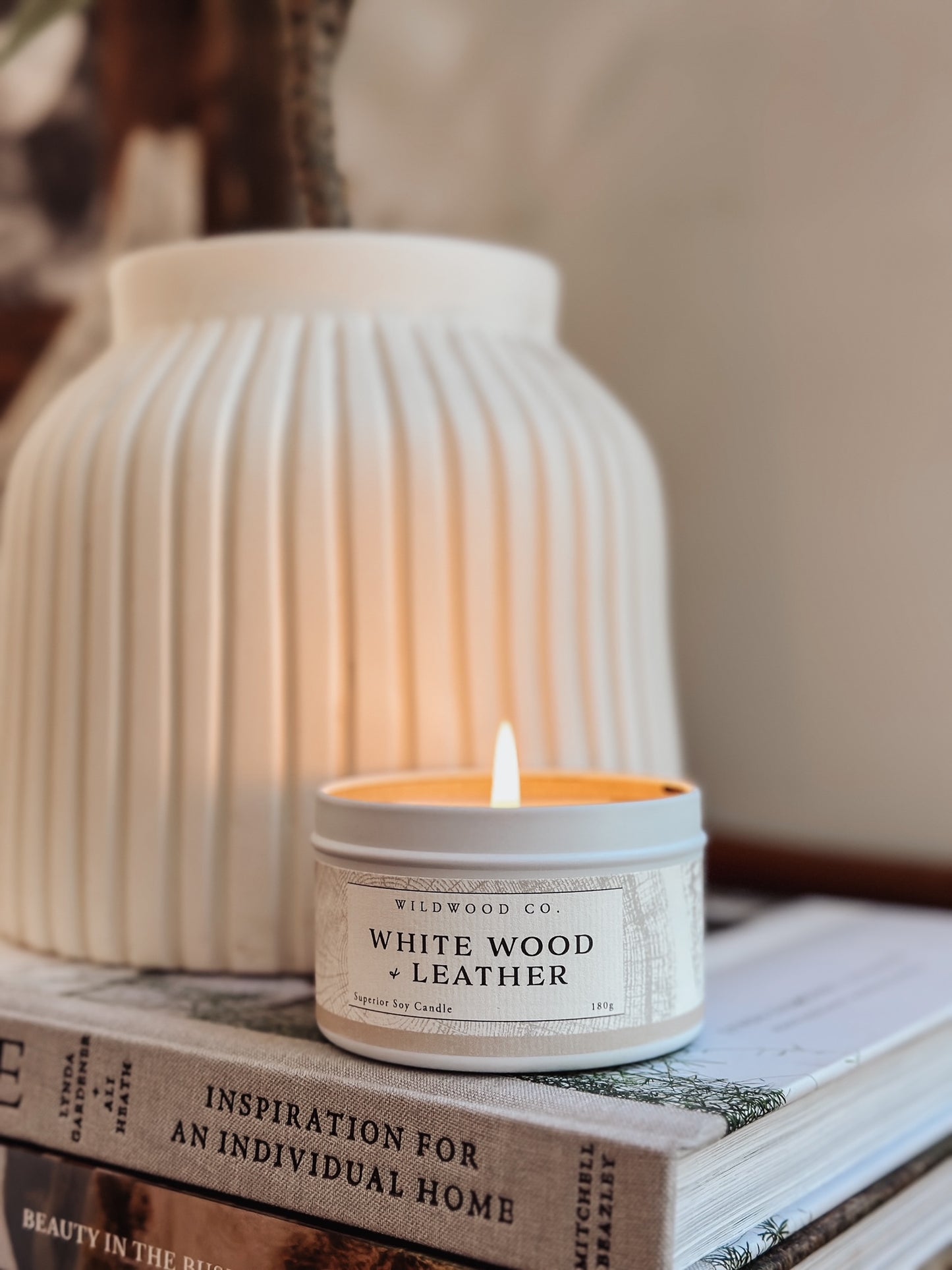 WHITE WOOD & LEATHER with Blood Orange, Vanilla + Nutmeg | 180g