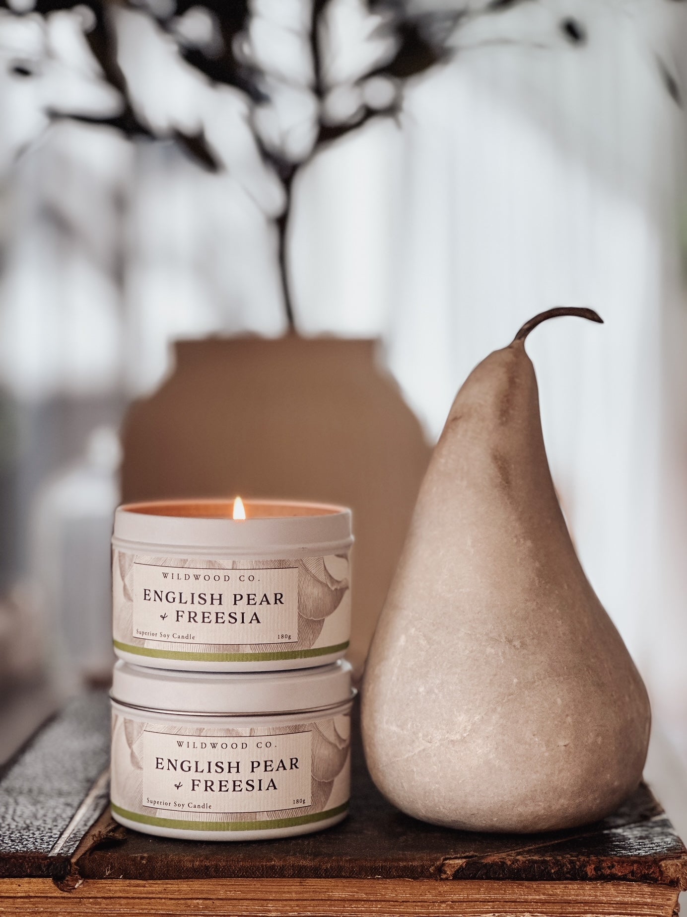 ENGLISH PEAR + FREESIA with Rose, White Musk + Patchouli | 180g